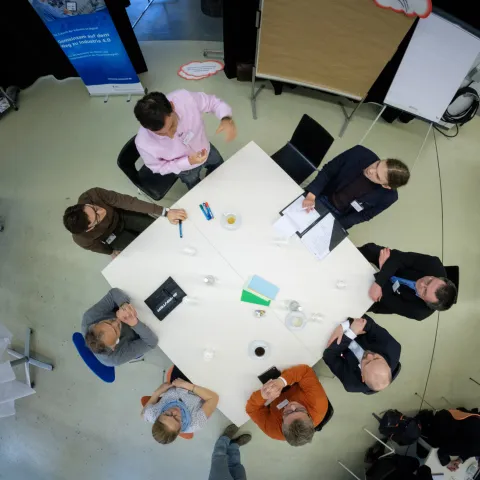 Digitalforum Assistenzsysteme und Arbeitsbedingungen