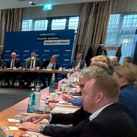 M+E-Industrie, Berlin, Brandenburg, Tarifrunde 2026, Auftakt, Konferenzsaal