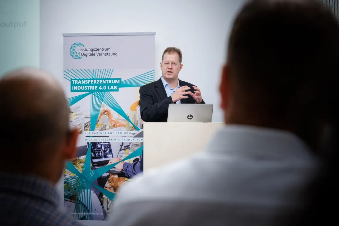 Dr. Karsten Königstein